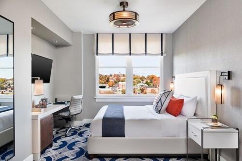 The Bristol Hotel Esterno foto