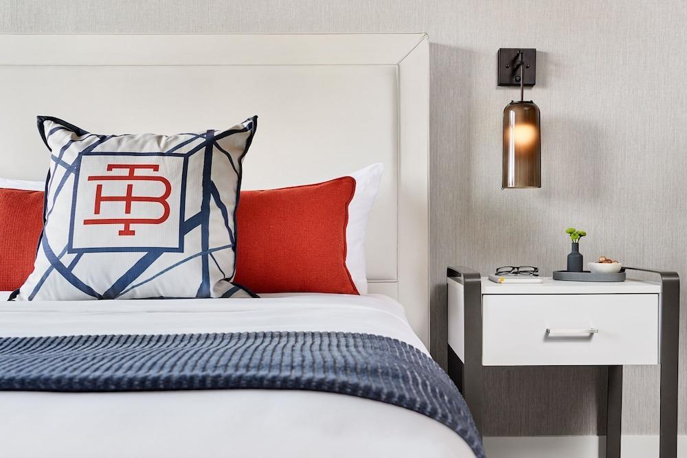 The Bristol Hotel Esterno foto