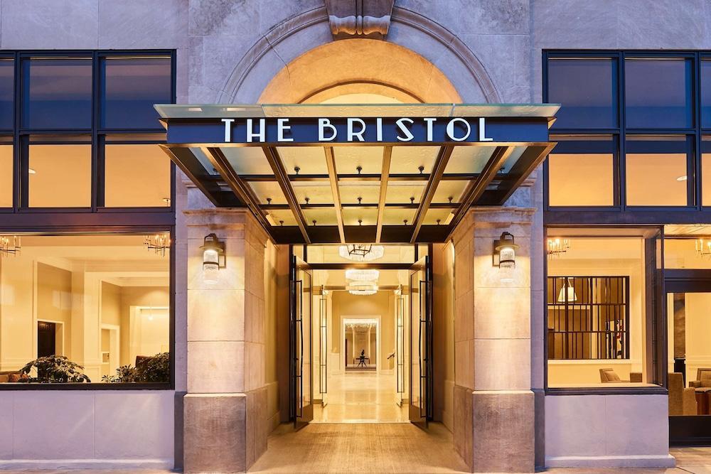 The Bristol Hotel Esterno foto